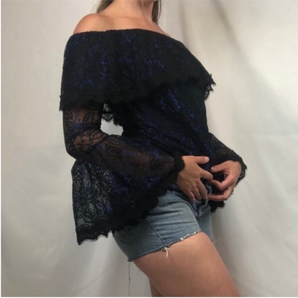 WHBM Floral Lace Off-Shoulder Bell Sleeve Blouse. 0. NWT. $110! - Picture 7 of 14